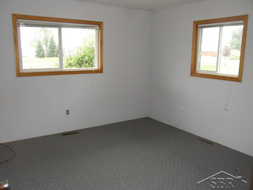 15100 Briggs Road Chesaning, MI 48616 - Photo 11 of 14 31242083-10.JPG