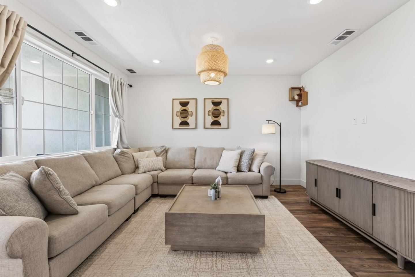 9532 Seawind Way Newark, CA 94560 - Photo 13 of 44 a living room with furniture
