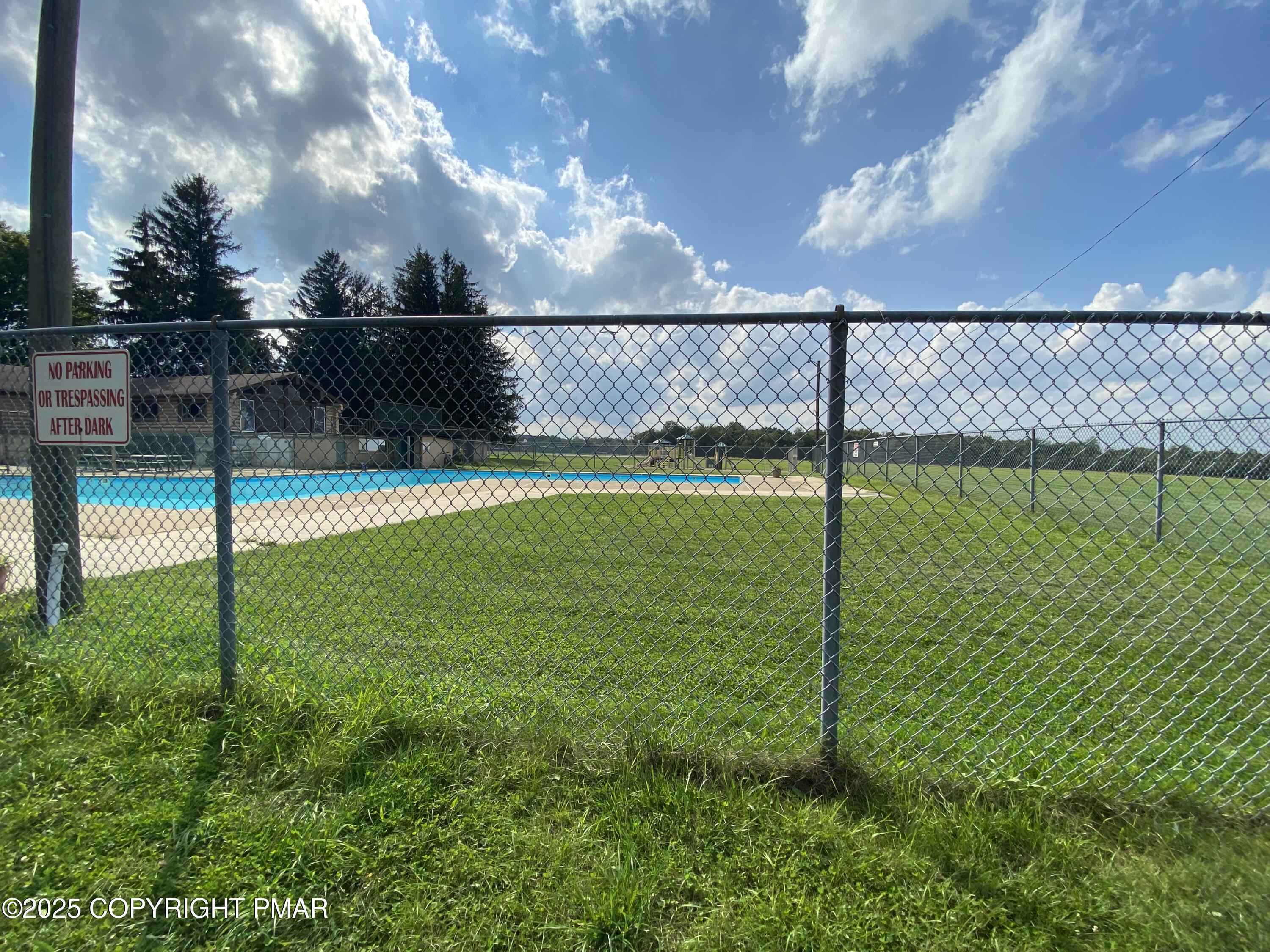 98 East Old Stage Road Albrightsville, PA 18210 - Photo 9 of 9 a view of a garden