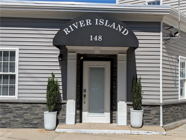 $175,000 | 148 Bernon Street, Unit 15, Woonsocket, RI 02895