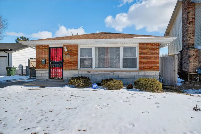$160,000 | 14519 Sanderson Avenue, Dolton, IL 60419