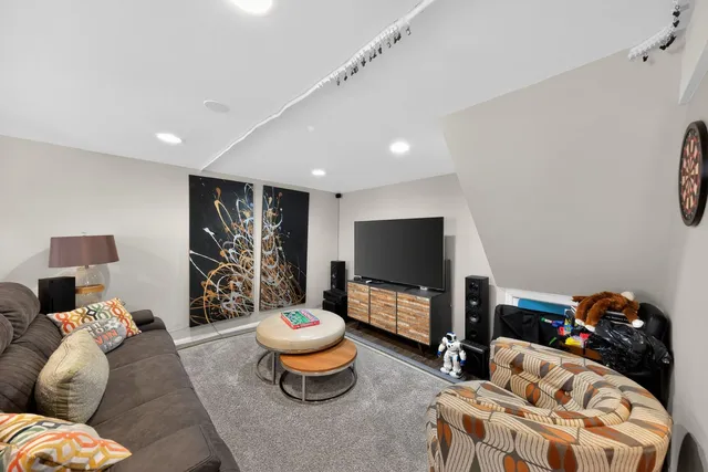 $160,000 | 14519 Sanderson Avenue, Dolton, IL 60419