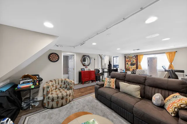 $160,000 | 14519 Sanderson Avenue, Dolton, IL 60419