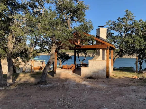 $1,049,000 | 3217 Brasada Lane, Marble Falls, TX 78654
