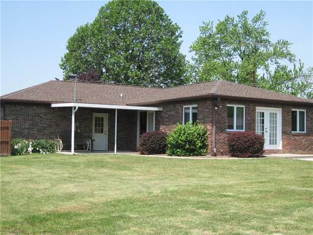 215 Baltimore Road Monrovia, IN 46157 - Photo 2 of 15 Gallery Image 2