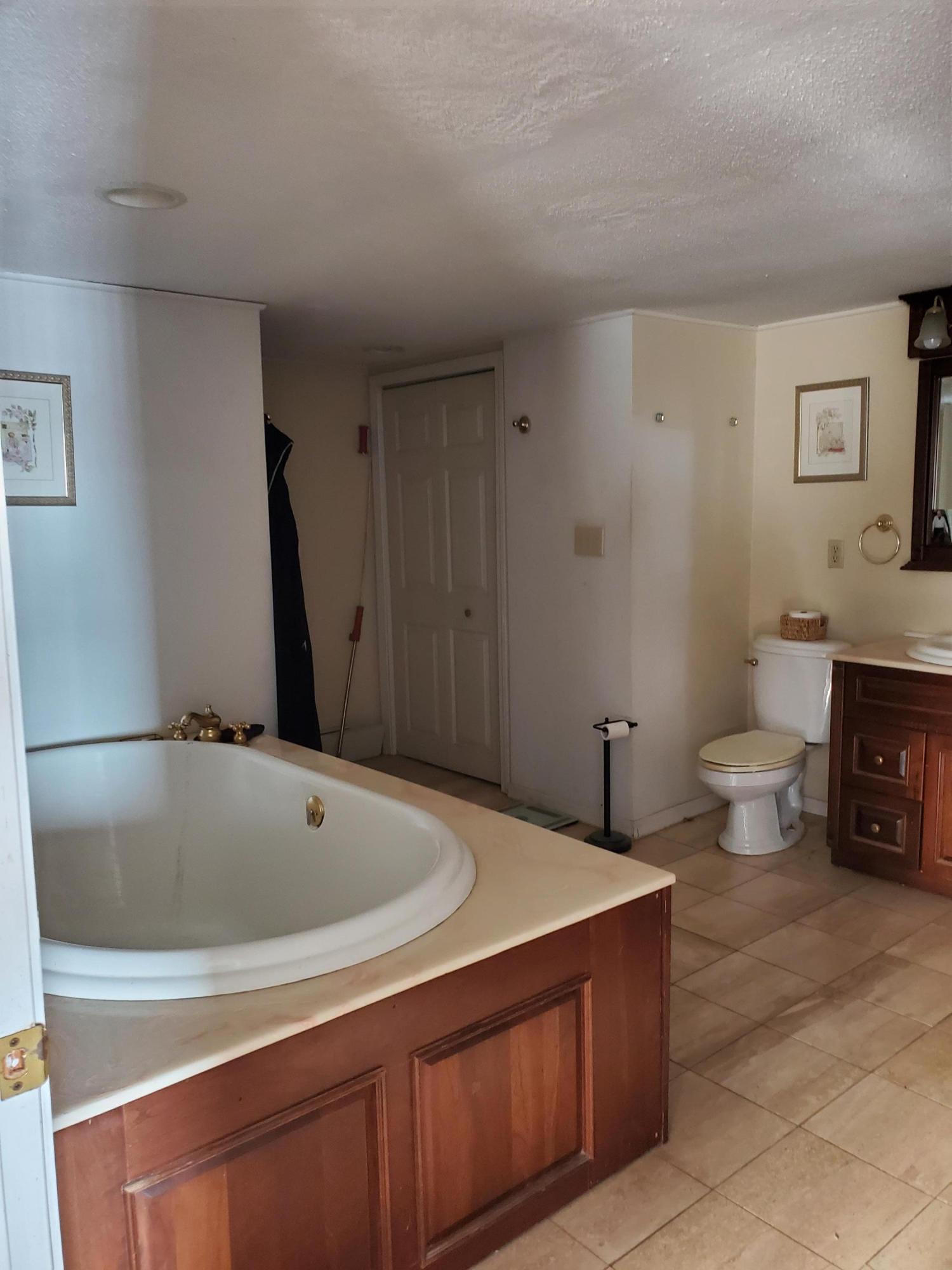 812 Clark Road Plymouth, ME 04969 - Photo 9 of 39 20201219_141105