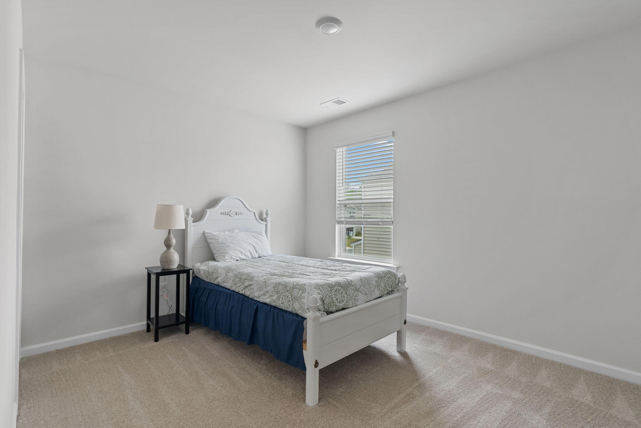 134 Ivory Shadow Road Summerville, SC 29486 - Photo 27 of 46 Upstairs Bedroom 3
