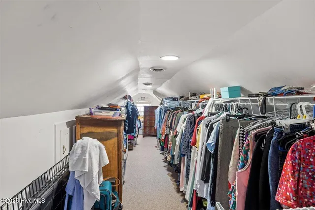 $519,000 | 3325 North Walnut Street, Farmville, NC 27828