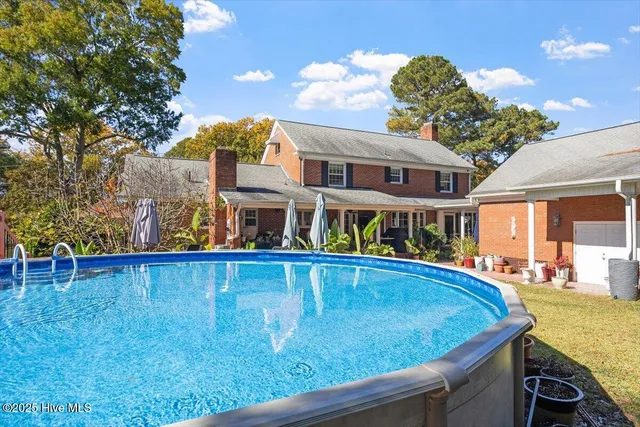 $519,000 | 3325 North Walnut Street, Farmville, NC 27828