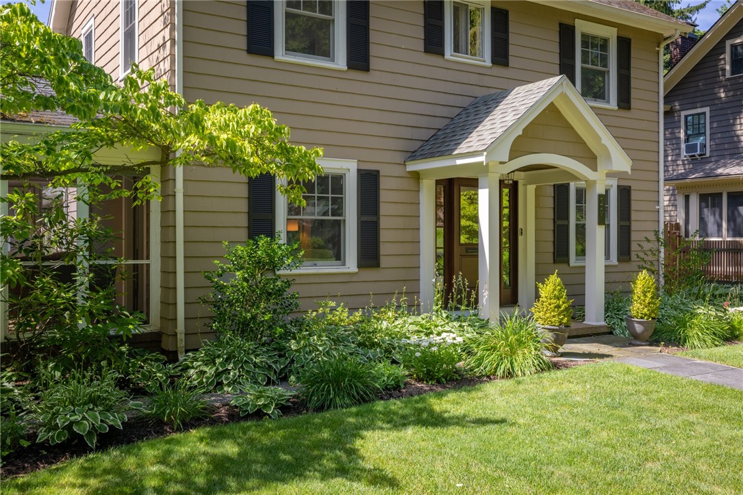 261 Nunda Boulevard Rochester, NY 14610 - Photo 3 of 50