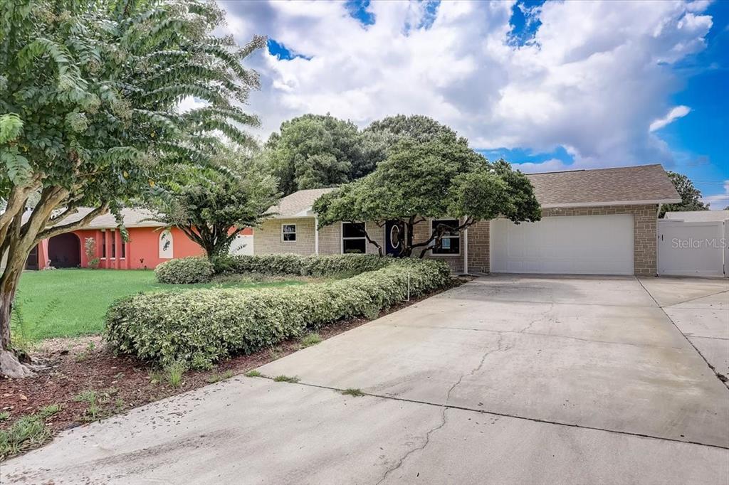 1009 22nd Avenue West, Palmetto, FL 34221 Compass