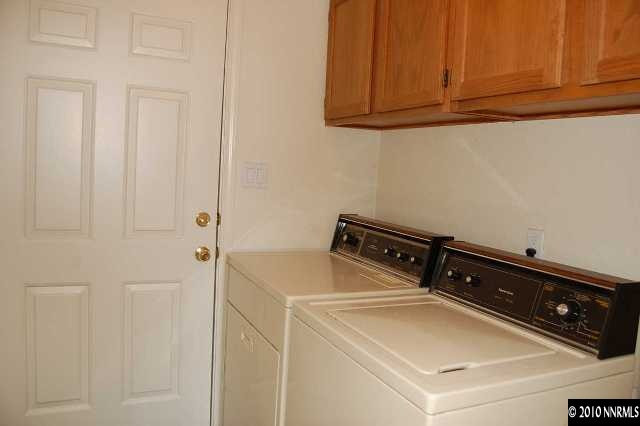 625 Talus Way Reno, NV 89503 - Photo 10 of 13 a utility room with dryer and washer