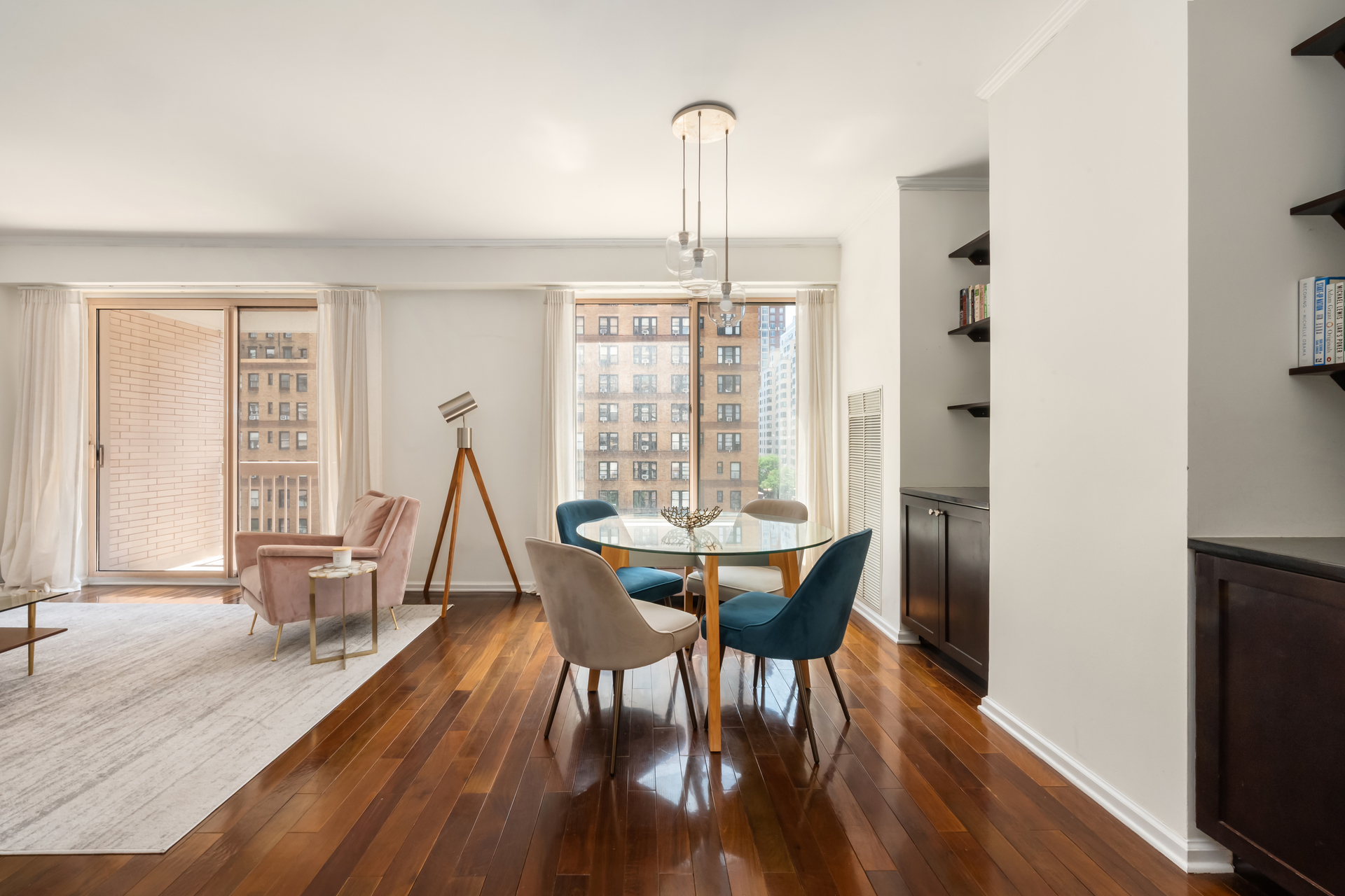 200 East 69th Street, Unit 7L Manhattan, NY 10021 - Photo 3 of 7