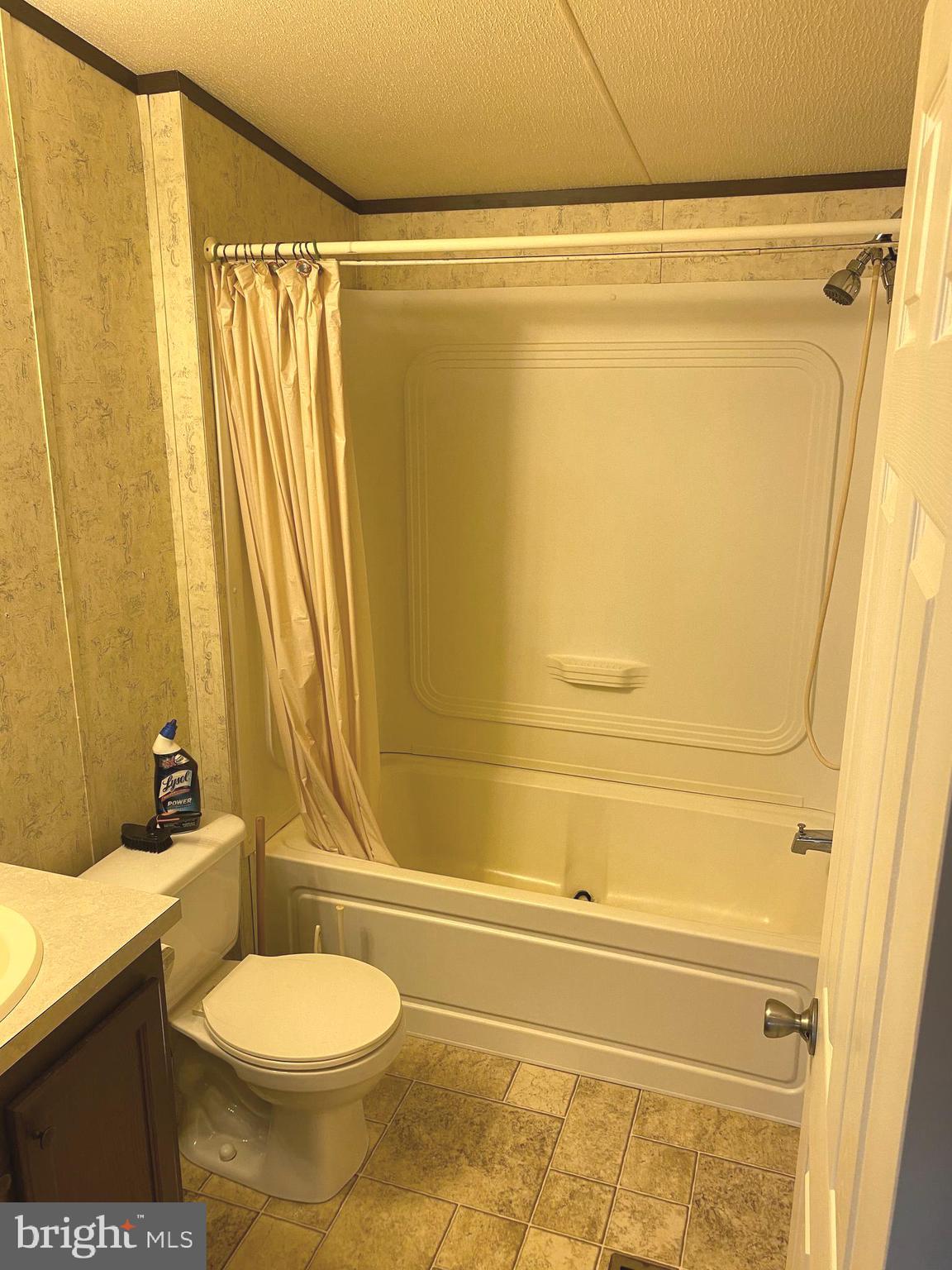 12114 Walnut Point Road Hagerstown, MD 21740 - Photo 17 of 20 Gallery Image 17