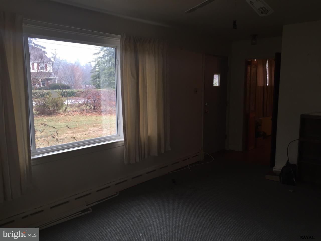 92 Reynolds Mill Road York, PA 17403 - Photo 4 of 26 Gallery Image 4