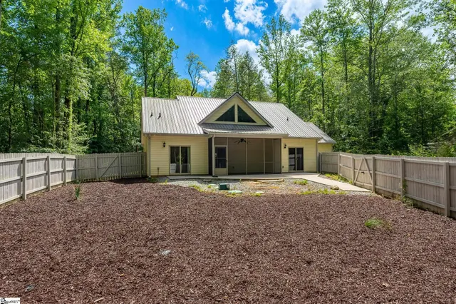 $322,900 | 128 Willys Creek Circle, Pickens, SC 29671