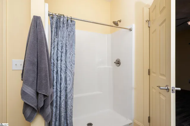 $322,900 | 128 Willys Creek Circle, Pickens, SC 29671