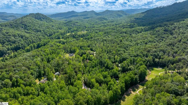 $322,900 | 128 Willys Creek Circle, Pickens, SC 29671