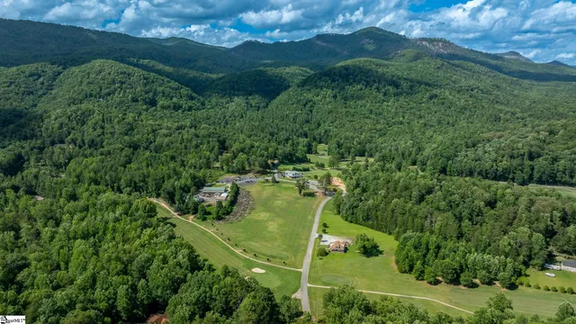 $322,900 | 128 Willys Creek Circle, Pickens, SC 29671