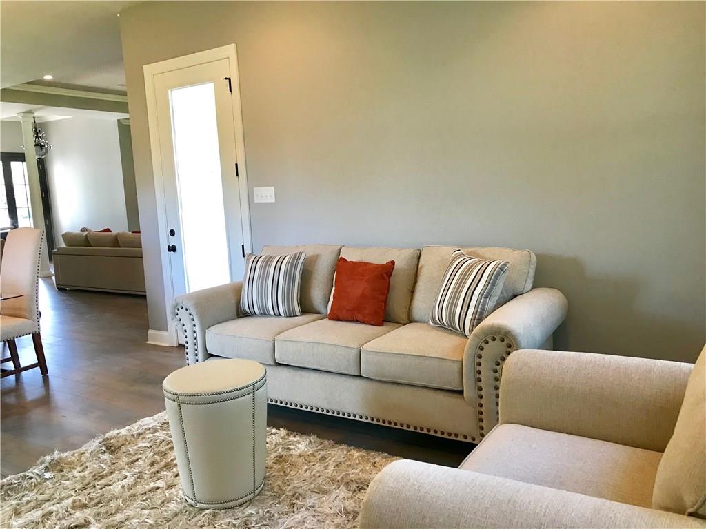131 Somerset Road Laplace, LA 70068 - Photo 8 of 28 Gallery Image 8