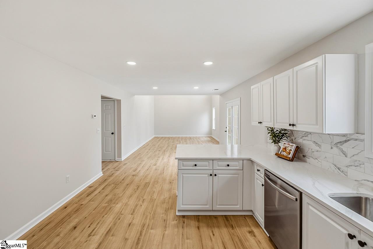 2 Wheat Cressing Court Greenville, SC 29607 - Photo 11 of 47