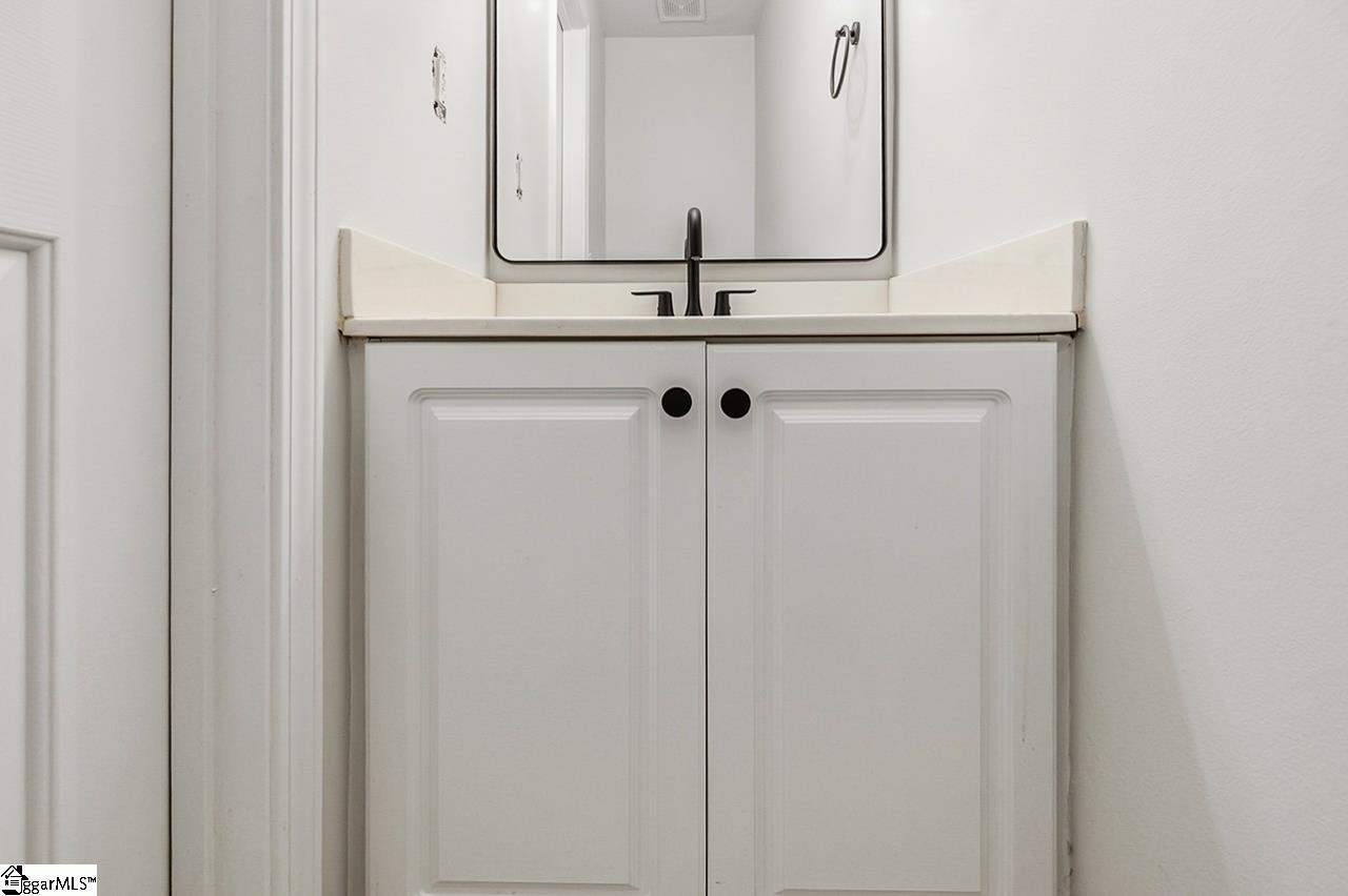 2 Wheat Cressing Court Greenville, SC 29607 - Photo 5 of 47