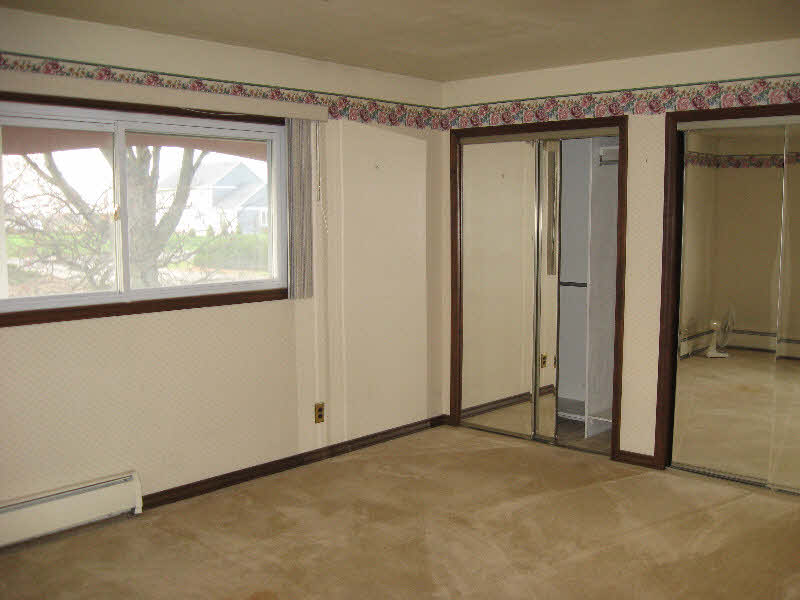 1220 West Ridge Road Essexville, MI 48732 - Photo 7 of 15