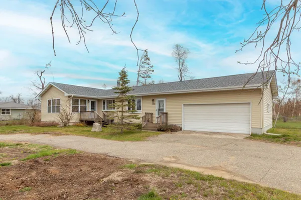 $289,900 | 1720 Lake Avenue Northeast, Bemidji, MN 56601