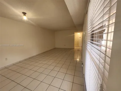 $2,200 | 11810 Southwest 80th Street, Unit 216, Miami, FL 33183