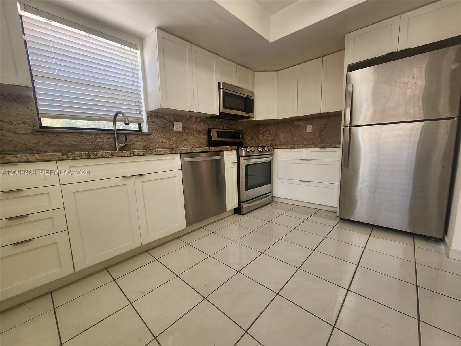 11810 Southwest 80th Street, Unit 216 Miami, FL 33183 - Photo 8 of 26