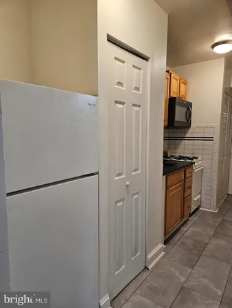 $1,500 | 1722 H Street Northeast, Unit B, Washington, DC 20002