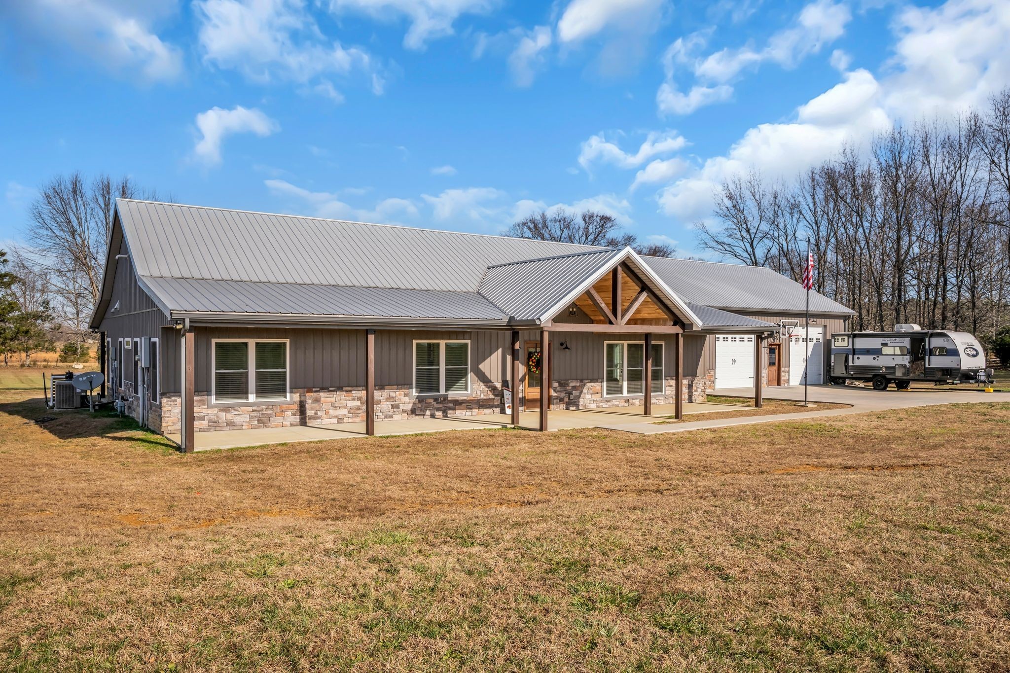 1547 Manley Loop Dickson, TN 37055 - Photo 8 of 51 Gallery Image 8