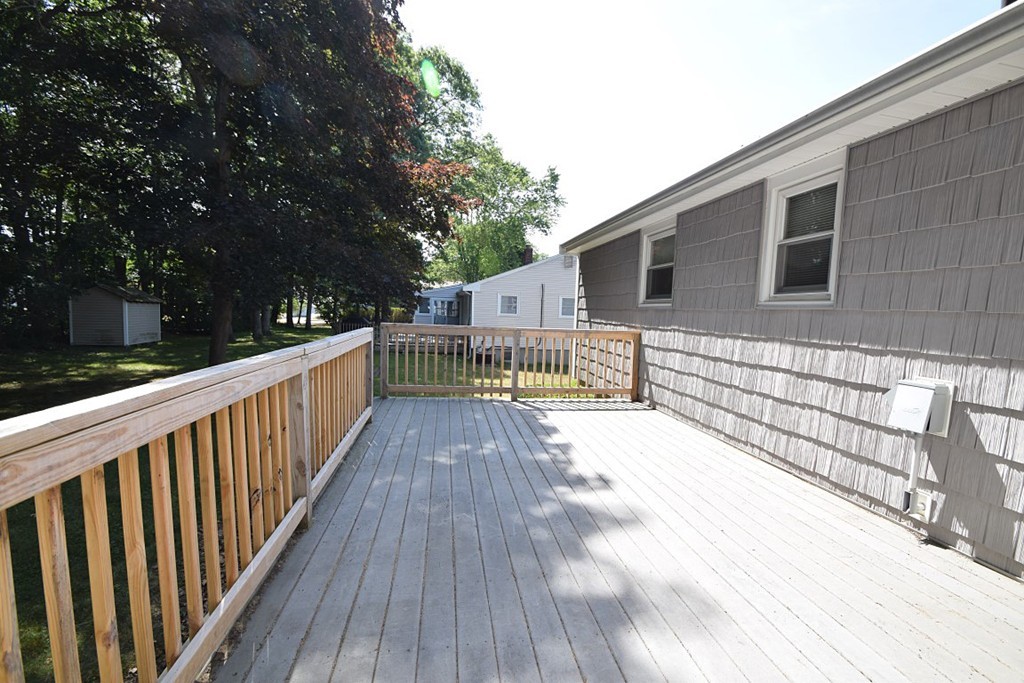 17 Niles Road Randolph, MA 02368 - Photo 11 of 14 Gallery Image 11