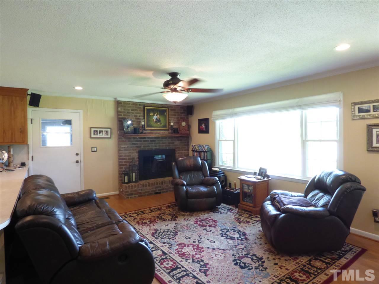 936 Johnston County Road Benson, NC 27504 - Photo 5 of 19 Gallery Image 5