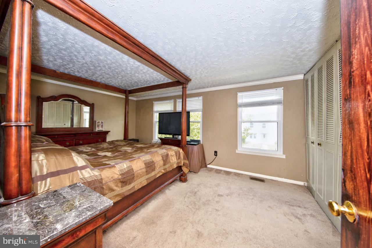 1301 Acorn Ridge Court Edgewood, MD 21040 - Photo 10 of 27 Master bedroom