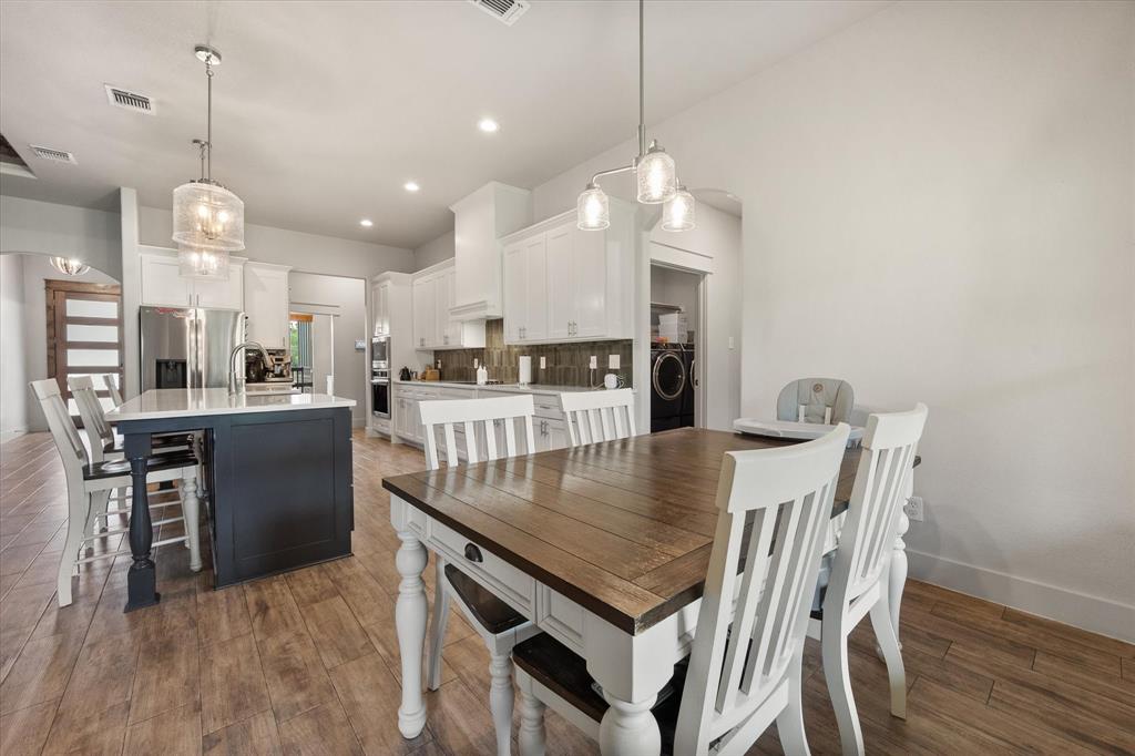 1052 Kessler Road Weatherford, TX 76087 - Photo 13 of 40