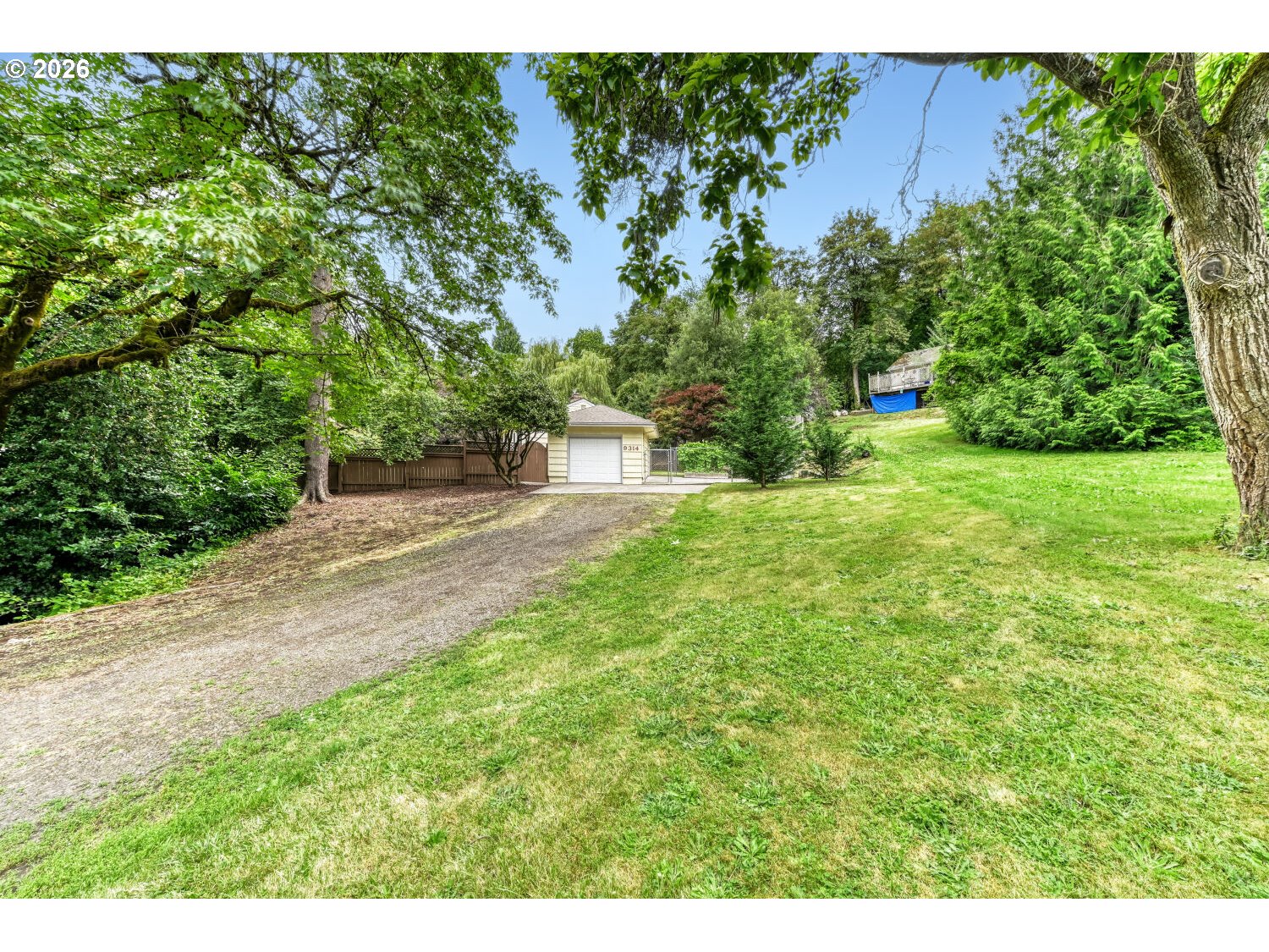 9314 Southwest Terwilliger Boulevard Portland, OR 97219 - Photo 19 of 27