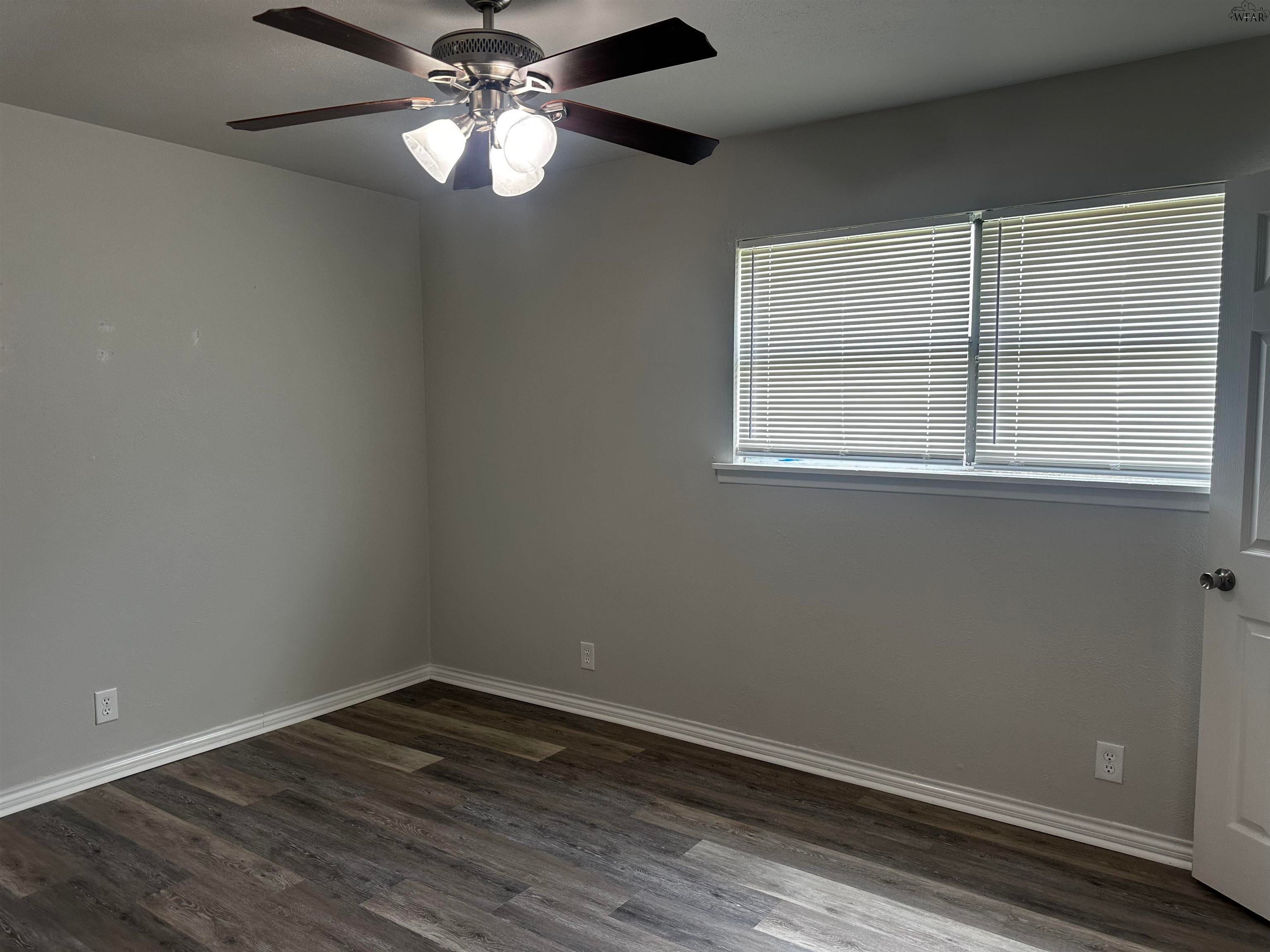 4618 Cove Road Wichita Falls, TX 76310 - Photo 11 of 14 Gallery Image 11