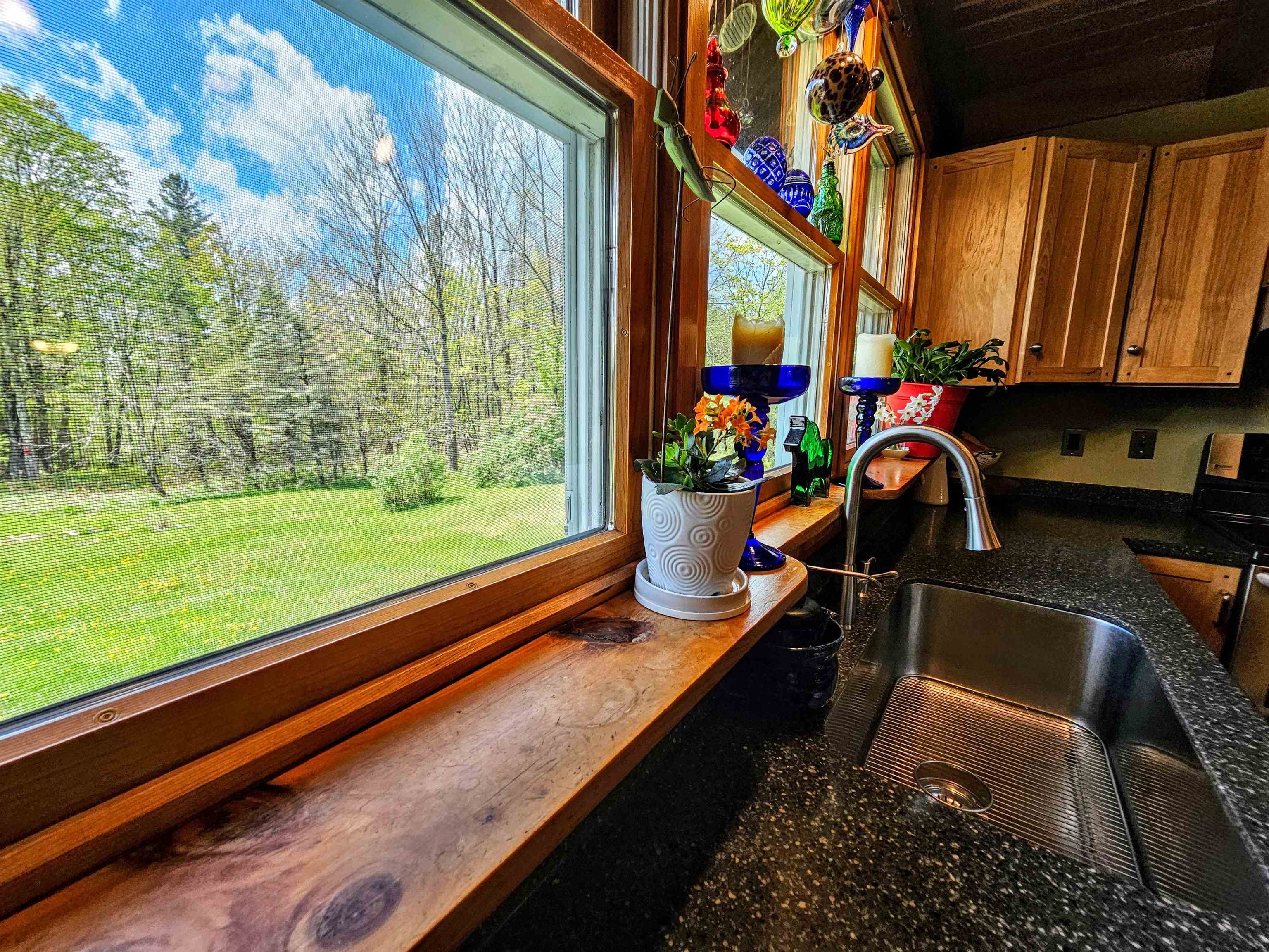 1422 Merrifield Road Whitingham, VT 05361 - Photo 17 of 47