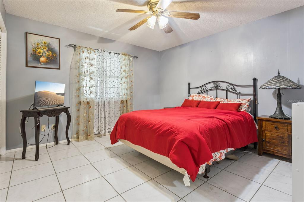 3646 Falling Leaf Lane Orlando, FL 32810 - Photo 15 of 44