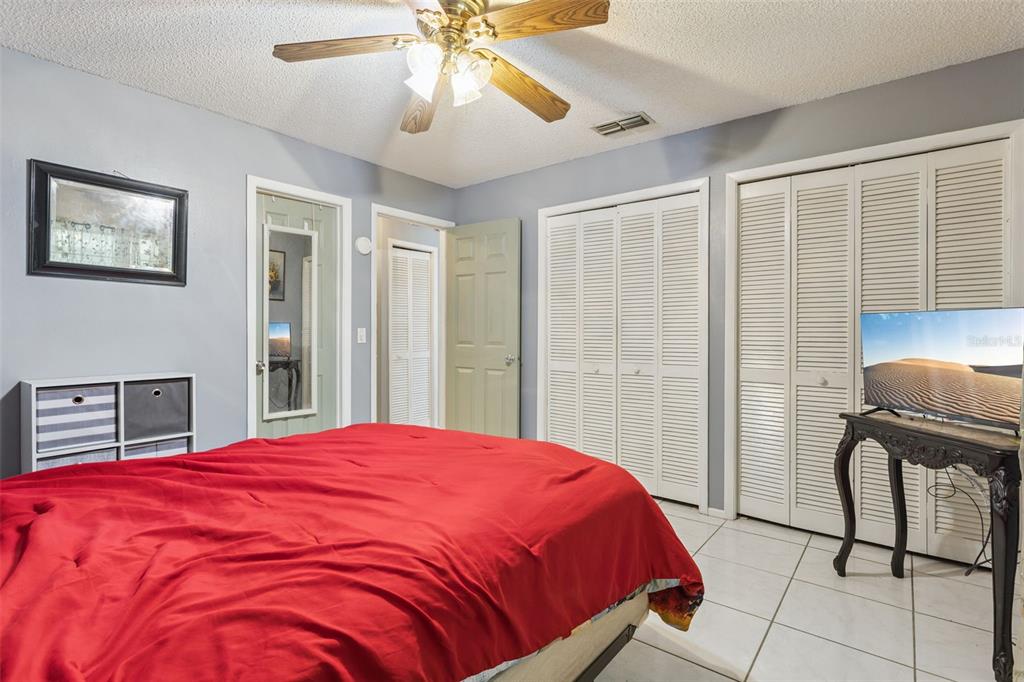 3646 Falling Leaf Lane Orlando, FL 32810 - Photo 16 of 44