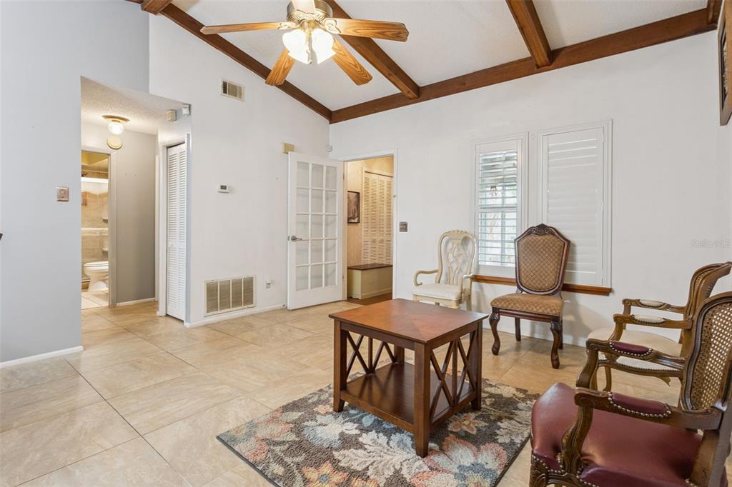 3646 Falling Leaf Lane Orlando, FL 32810 - Photo 6 of 44