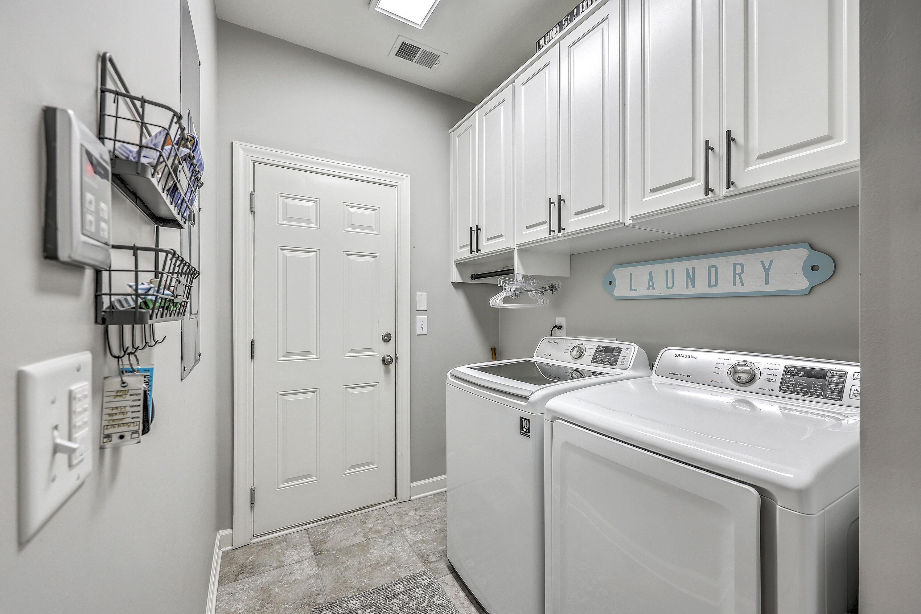 7415 Mercedes Way Hanahan, SC 29410 - Photo 23 of 36 Laundry Room