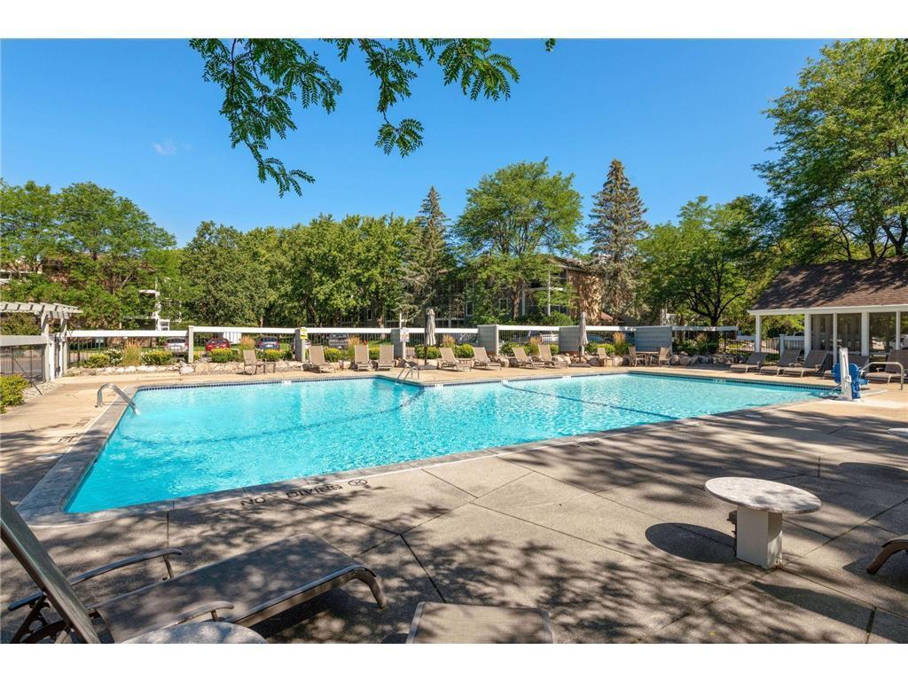 3000 St Albans Mill Road, Unit 112 Minnetonka, MN 55305 - Photo 38 of 40 Gallery Image 38