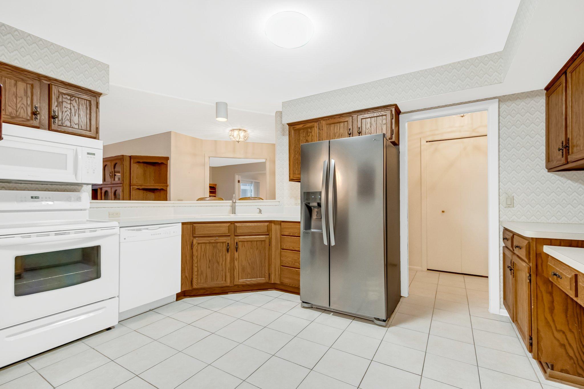 3000 St Albans Mill Road, Unit 112 Minnetonka, MN 55305 - Photo 7 of 40 Gallery Image 7