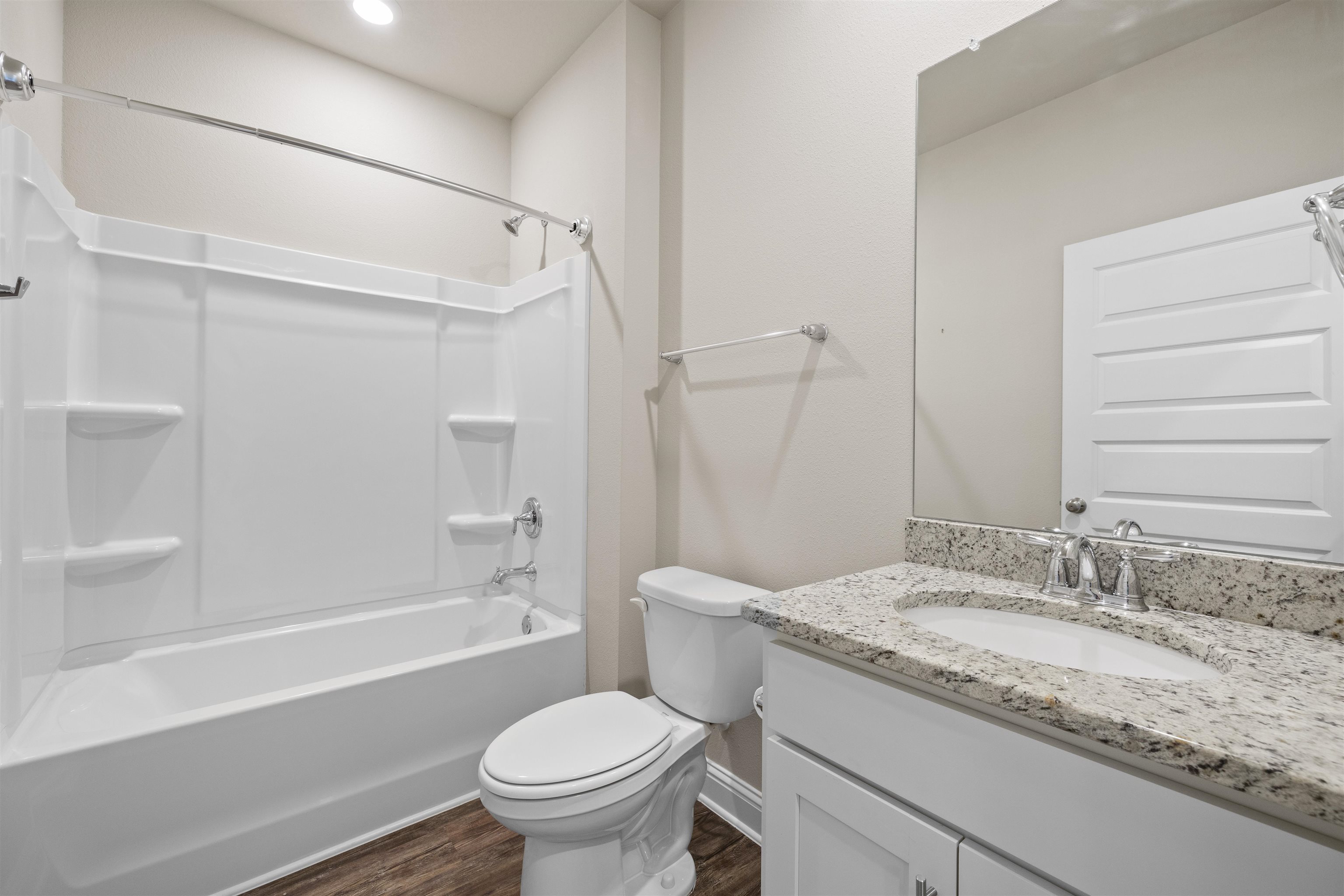9336 Swan Point Road Daphne, AL 36526 - Photo 16 of 37