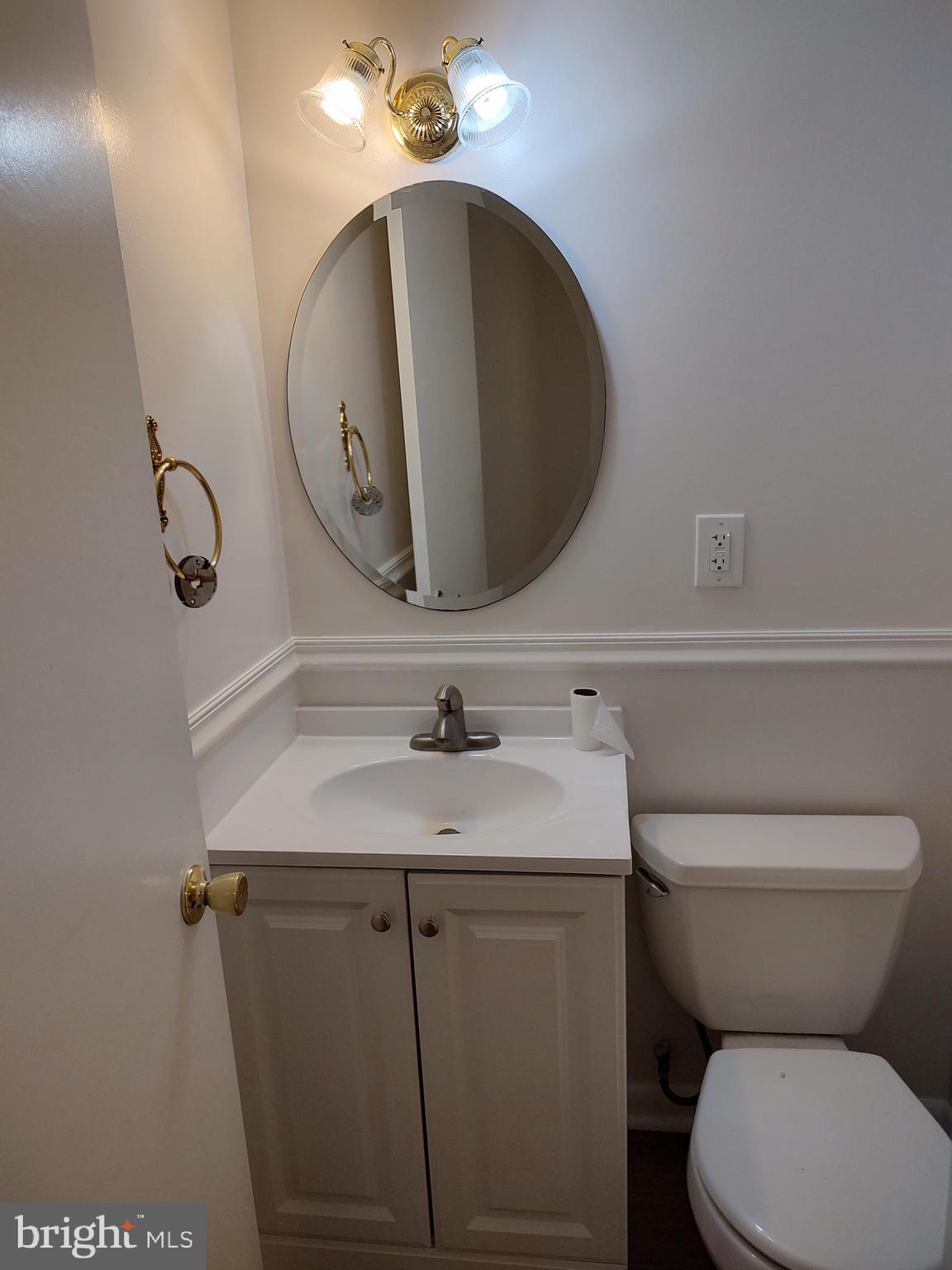 112 Claybrook Drive Silver Spring, MD 20902 - Photo 37 of 66 Private en-suite powder room for guest room.