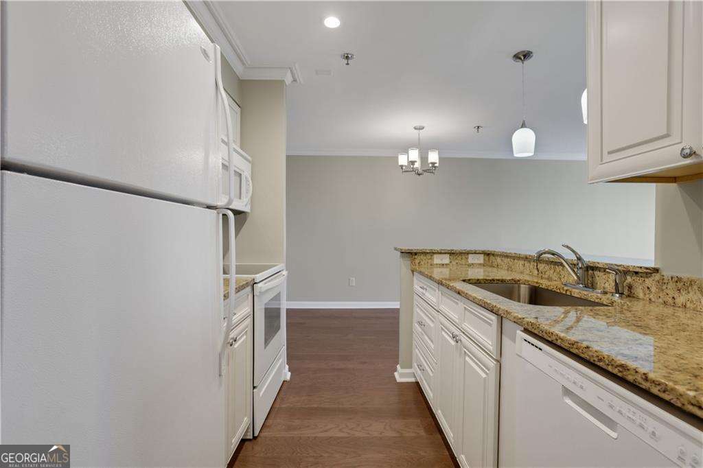 300 Johnson Ferry Road, Unit B902 Atlanta, GA 30328 - Photo 11 of 37