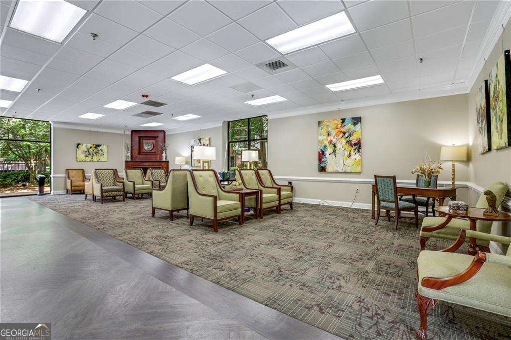 300 Johnson Ferry Road, Unit B902 Atlanta, GA 30328 - Photo 30 of 37