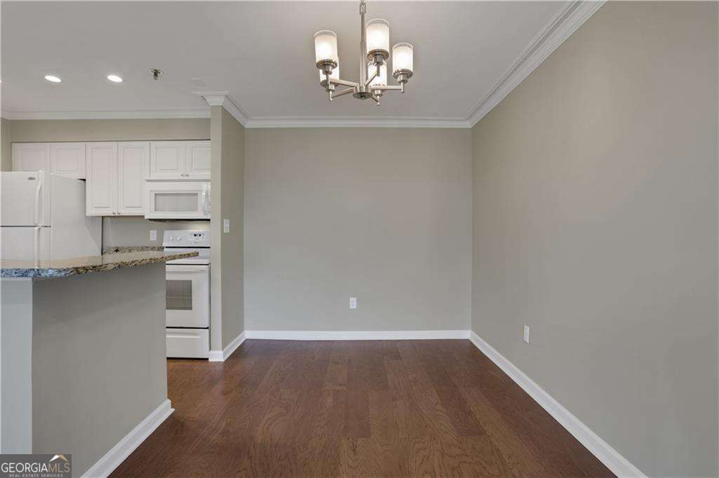 300 Johnson Ferry Road, Unit B902 Atlanta, GA 30328 - Photo 9 of 37